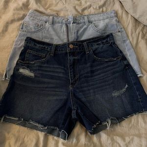 No Boundaries Juniors' High Rise
Denim Shorts